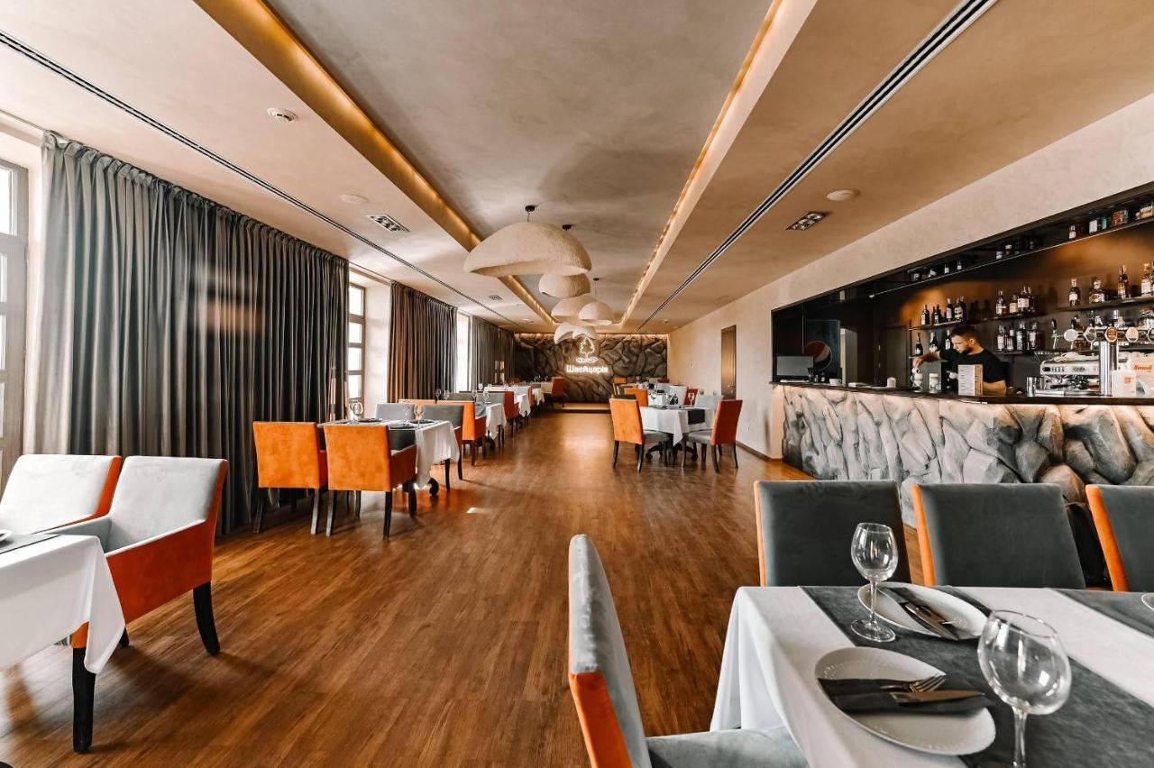 Park Hotel Switzerland Obariv Extérieur photo
