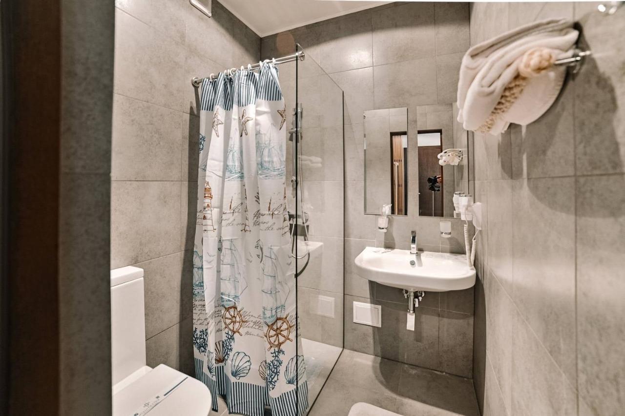 Park Hotel Switzerland Obariv Extérieur photo