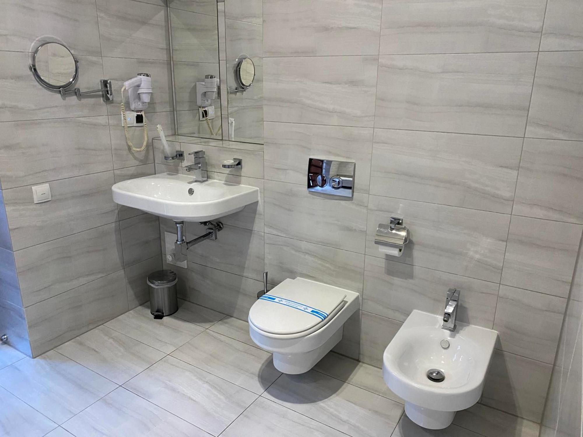 Park Hotel Switzerland Obariv Extérieur photo